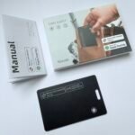 Pakraunamas GPS lokatorius dokumentams ir piniginėms, skirtas anti-theft apsaugai ir dingusių daiktų paieškai.